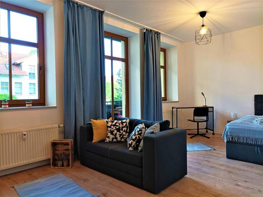 Modernes Apartment Mit Balkon Magdeburg Ngoại thất bức ảnh
