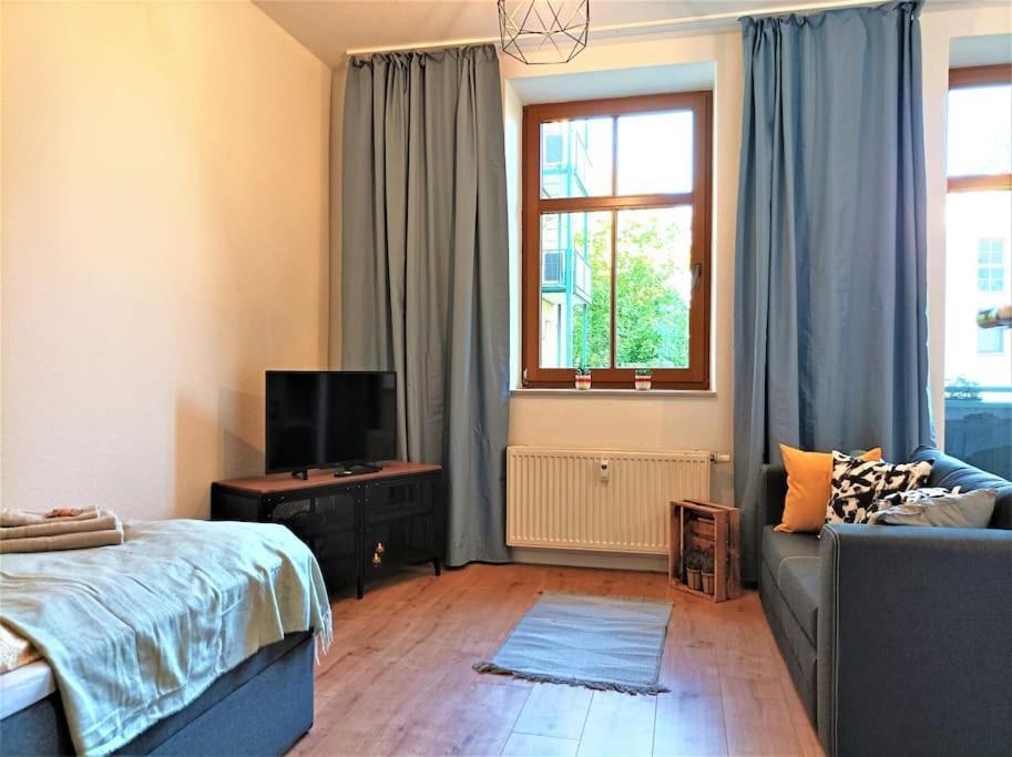 Modernes Apartment Mit Balkon Magdeburg Ngoại thất bức ảnh